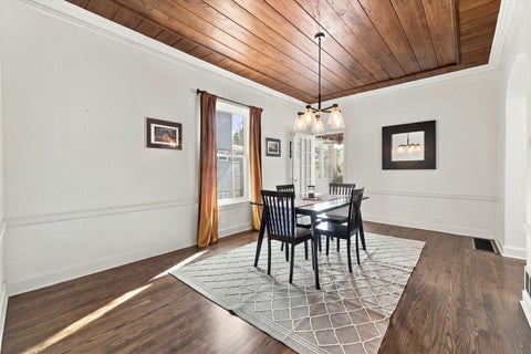 Tiny photo for 250 Iowa Street, Oak Park, IL 60302 (MLS # 12789206)