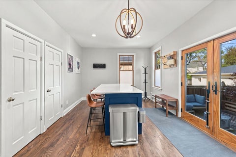 Tiny photo for 250 Iowa Street, Oak Park, IL 60302 (MLS # 12789206)