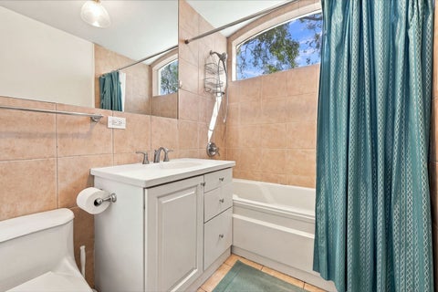 Tiny photo for 250 Iowa Street, Oak Park, IL 60302 (MLS # 12789206)