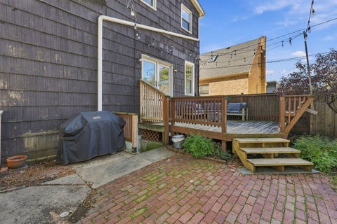Tiny photo for 250 Iowa Street, Oak Park, IL 60302 (MLS # 12789206)