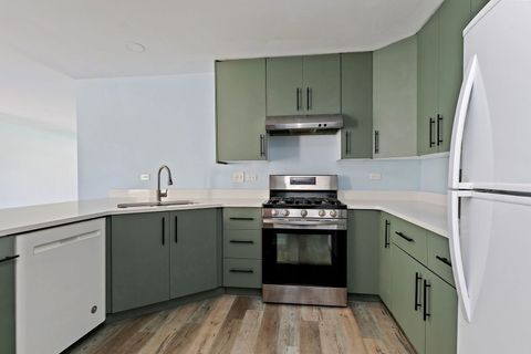 Tiny photo for 8 Taft Court #A, Streamwood, IL 60107 (MLS # 12500805)