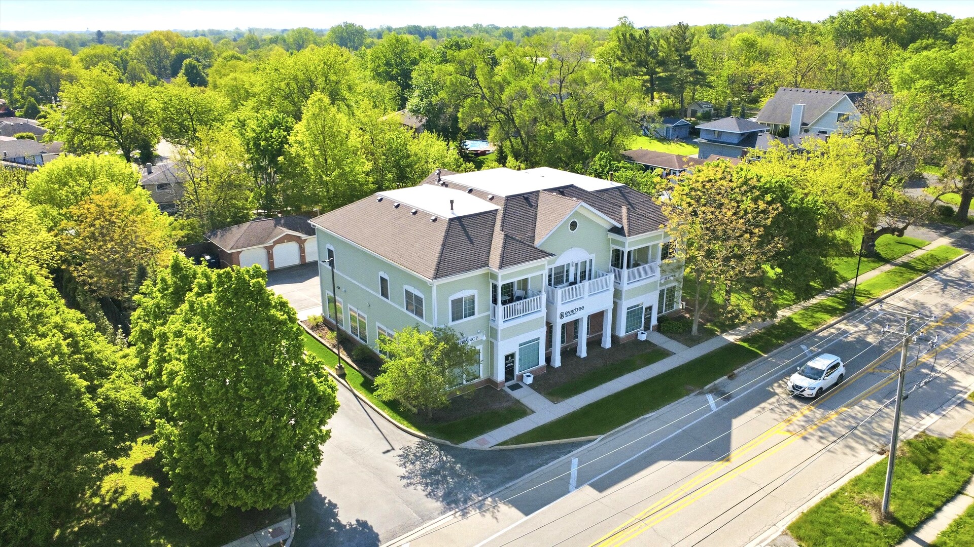 219 N White Street
