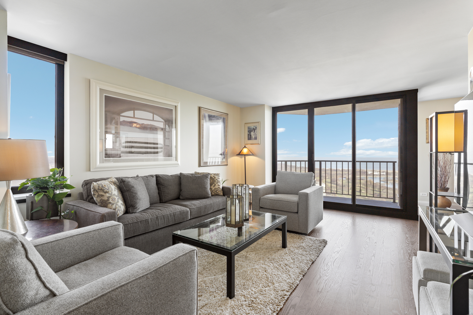 3660 N Lake Shore Drive 4202