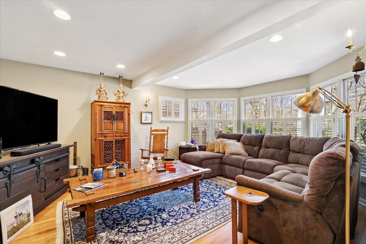 209 E Washington Avenue