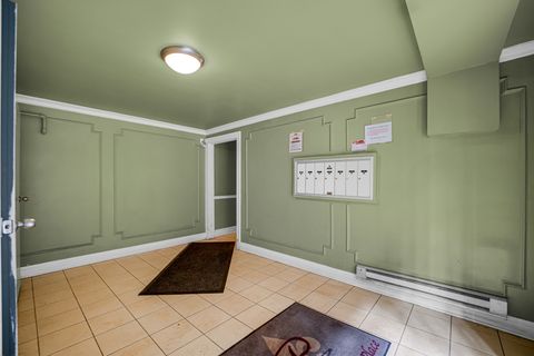Tiny photo for 1659 W PRATT Boulevard #2B, Chicago, IL 60626 (MLS # 12627433)