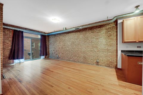 Tiny photo for 1659 W PRATT Boulevard #2B, Chicago, IL 60626 (MLS # 12627433)