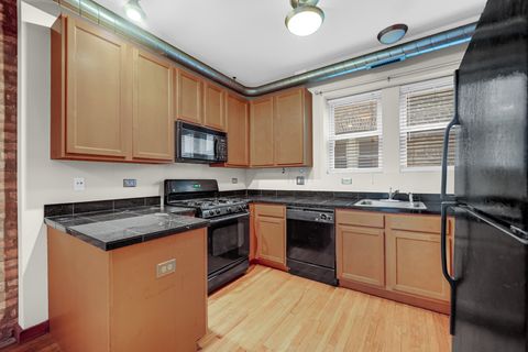 Tiny photo for 1659 W PRATT Boulevard #2B, Chicago, IL 60626 (MLS # 12627433)