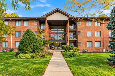 Photo of 5703 S Cass Avenue #103, Westmont, IL 60559 (MLS # 12794158)