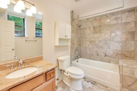 Tiny photo for 2201 W Winona Street #G, Chicago, IL 60625 (MLS # 12475386)