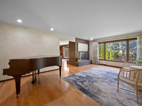 Tiny photo for 3720 Liberty Lane, Glenview, IL 60025 (MLS # 12627048)