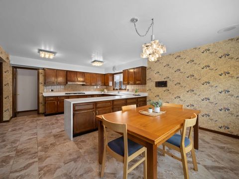 Tiny photo for 3720 Liberty Lane, Glenview, IL 60025 (MLS # 12627048)