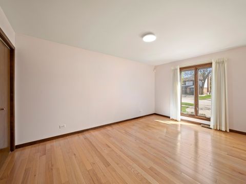 Tiny photo for 3720 Liberty Lane, Glenview, IL 60025 (MLS # 12627048)
