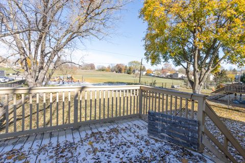 Tiny photo for 24 Sunset Drive, Cary, IL 60013 (MLS # 12515111)