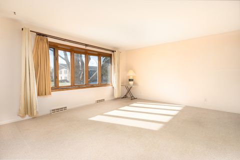 Tiny photo for 24 Sunset Drive, Cary, IL 60013 (MLS # 12515111)