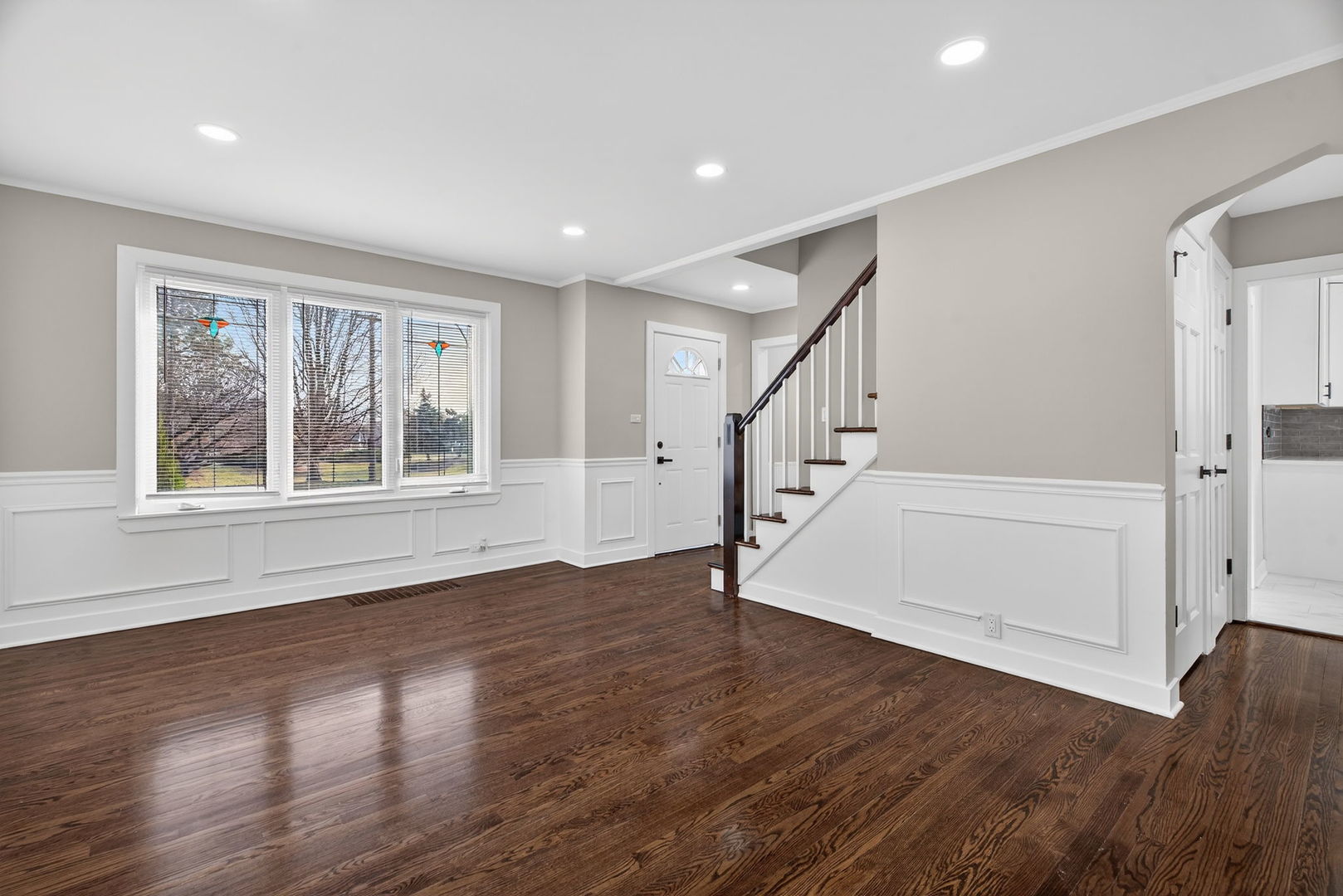 6046 N Oriole Avenue