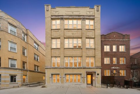 Photo of 3024 W Palmer Boulevard #1S, Chicago, IL 60647 (MLS # 12586474)