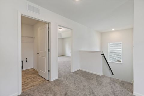 Tiny photo for 32006 Savannah Drive, Lakemoor, IL 60051 (MLS # 12509514)