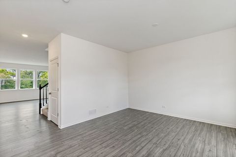 Tiny photo for 32006 Savannah Drive, Lakemoor, IL 60051 (MLS # 12509514)