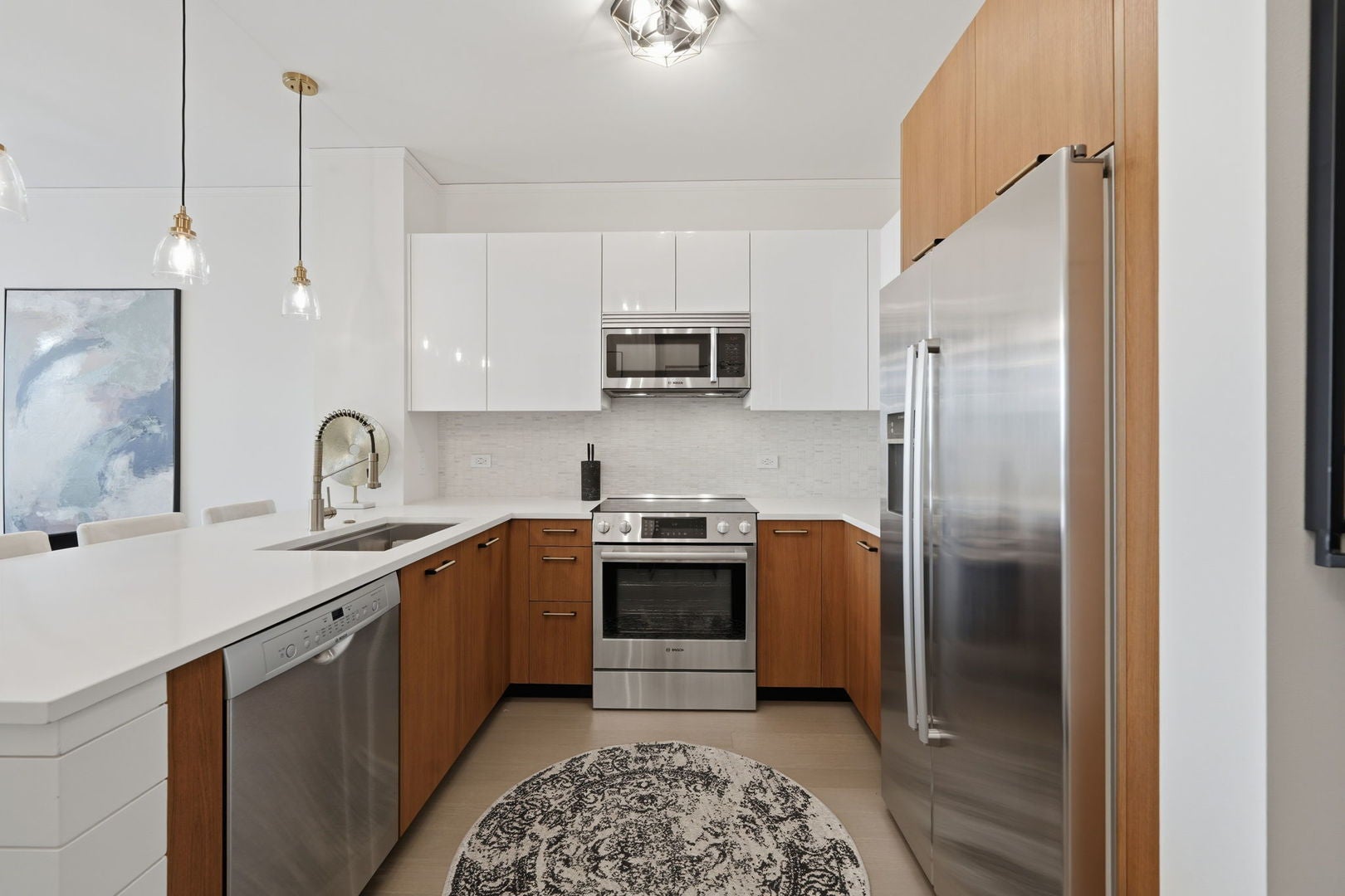 1901 S Calumet Avenue 2411