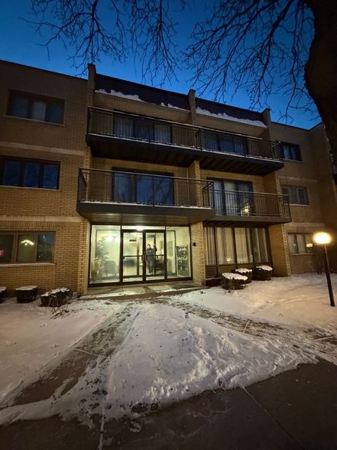 Photo of 10002 S Pulaski Road #207, Oak Lawn, IL 60453 (MLS # 12556895)