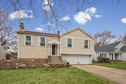 Tiny photo for 222 Abilene Lane, Vernon Hills, IL 60061 (MLS # 12568781)