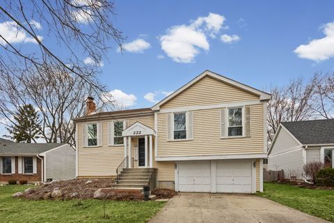 Photo of 222 Abilene Lane, Vernon Hills, IL 60061 (MLS # 12568781)
