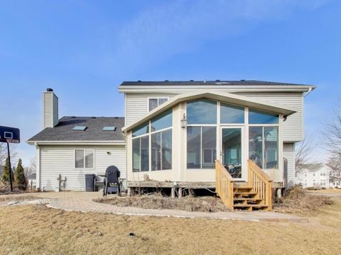 Tiny photo for 313 Fox Bend Circle, Bolingbrook, IL 60440 (MLS # 12572793)