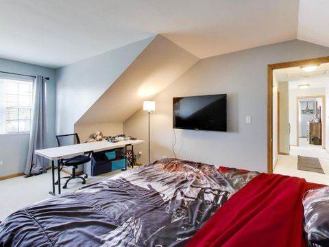 Tiny photo for 313 Fox Bend Circle, Bolingbrook, IL 60440 (MLS # 12572793)