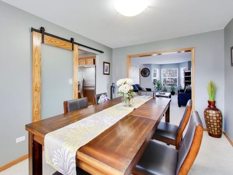 Tiny photo for 313 Fox Bend Circle, Bolingbrook, IL 60440 (MLS # 12572793)