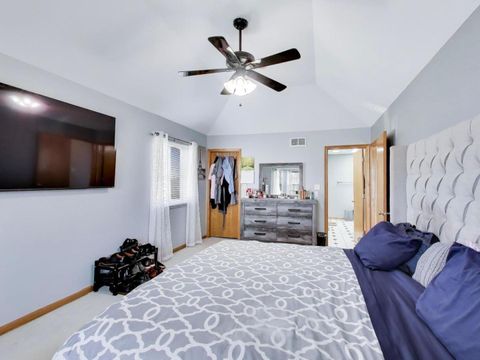 Tiny photo for 313 Fox Bend Circle, Bolingbrook, IL 60440 (MLS # 12572793)