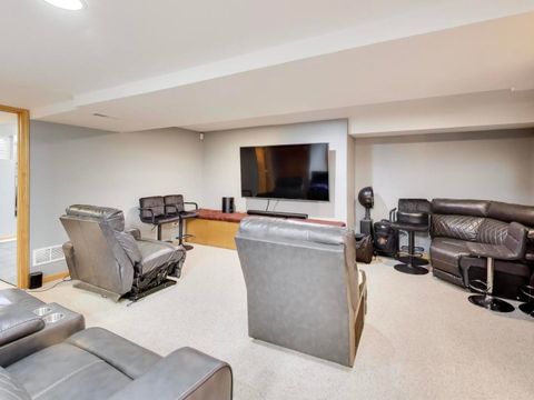 Tiny photo for 313 Fox Bend Circle, Bolingbrook, IL 60440 (MLS # 12572793)