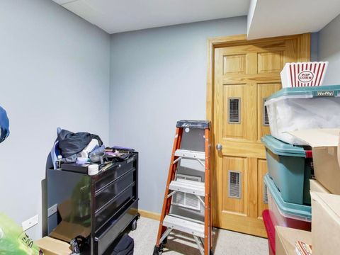 Tiny photo for 313 Fox Bend Circle, Bolingbrook, IL 60440 (MLS # 12572793)