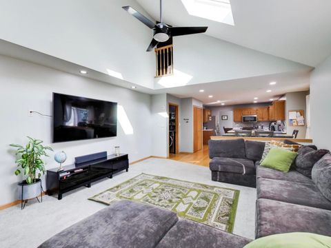 Tiny photo for 313 Fox Bend Circle, Bolingbrook, IL 60440 (MLS # 12572793)