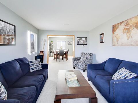 Tiny photo for 313 Fox Bend Circle, Bolingbrook, IL 60440 (MLS # 12572793)