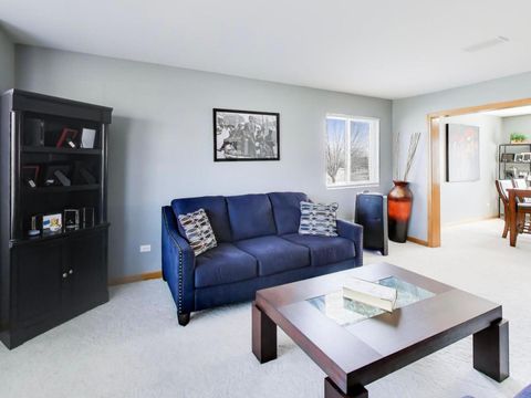 Tiny photo for 313 Fox Bend Circle, Bolingbrook, IL 60440 (MLS # 12572793)