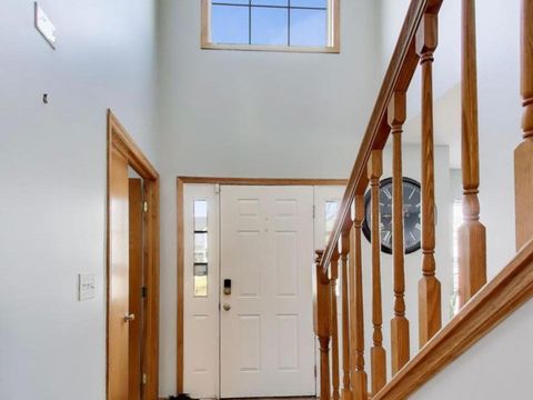 Tiny photo for 313 Fox Bend Circle, Bolingbrook, IL 60440 (MLS # 12572793)