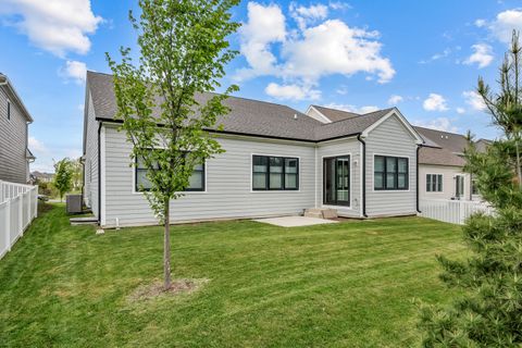 Tiny photo for 906 Cartwright Lane, Schaumburg, IL 60193 (MLS # 12647151)