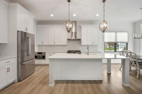 Tiny photo for 906 Cartwright Lane, Schaumburg, IL 60193 (MLS # 12647151)