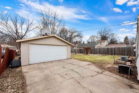 Tiny photo for 2111 23rd Street, Rockford, IL 61108 (MLS # 12577151)