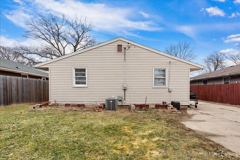 Tiny photo for 2111 23rd Street, Rockford, IL 61108 (MLS # 12577151)
