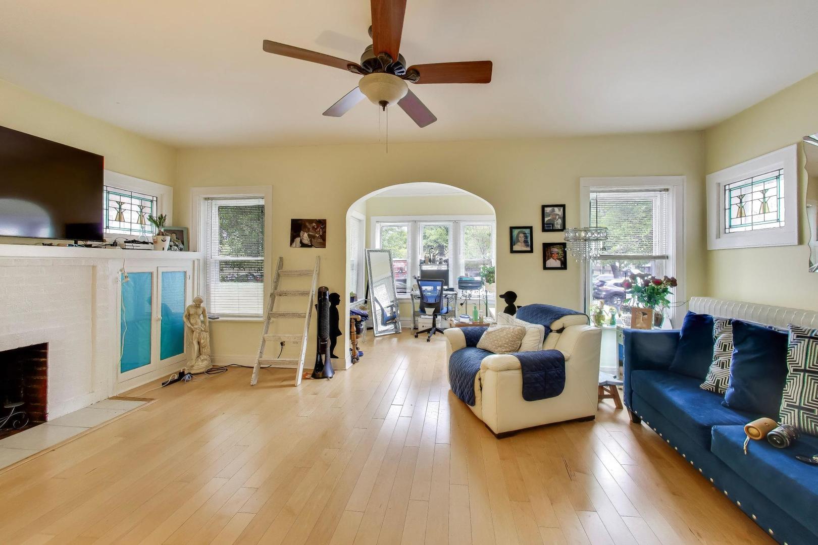 3848 W Irving Park Road