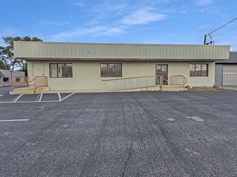 2904 W Il Route 120 McHenry IL 60051