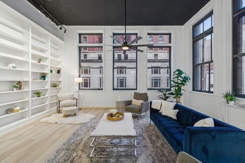 Tiny photo for 120 S State Street #4, Chicago, IL 60603 (MLS # 12496429)