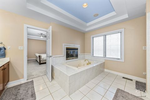 Tiny photo for 940 Burnham Court, Aurora, IL 60502 (MLS # 12181169)