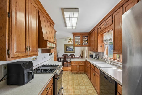 Tiny photo for 201 Laura Avenue, Shorewood, IL 60404 (MLS # 12701955)
