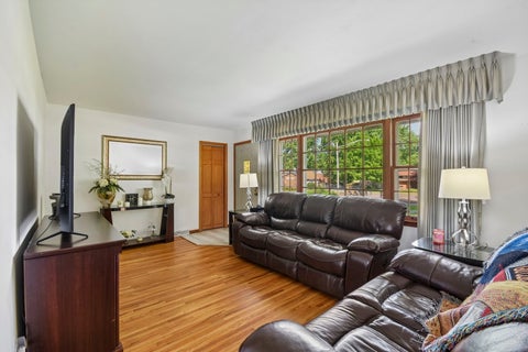 Tiny photo for 201 Laura Avenue, Shorewood, IL 60404 (MLS # 12701955)