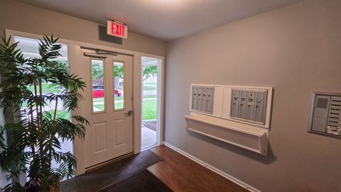 Tiny photo for 9601 S Karlov Avenue #104, Oak Lawn, IL 60453 (MLS # 12461540)