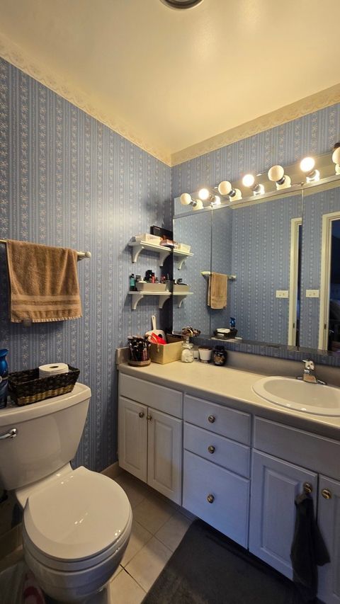 Tiny photo for 9601 S Karlov Avenue #104, Oak Lawn, IL 60453 (MLS # 12461540)