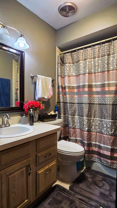 Tiny photo for 9601 S Karlov Avenue #104, Oak Lawn, IL 60453 (MLS # 12461540)