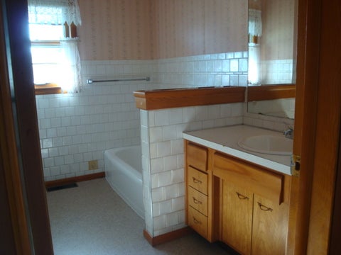 Tiny photo for 498 Park Street, Cissna Park, IL 60924 (MLS # 12691996)